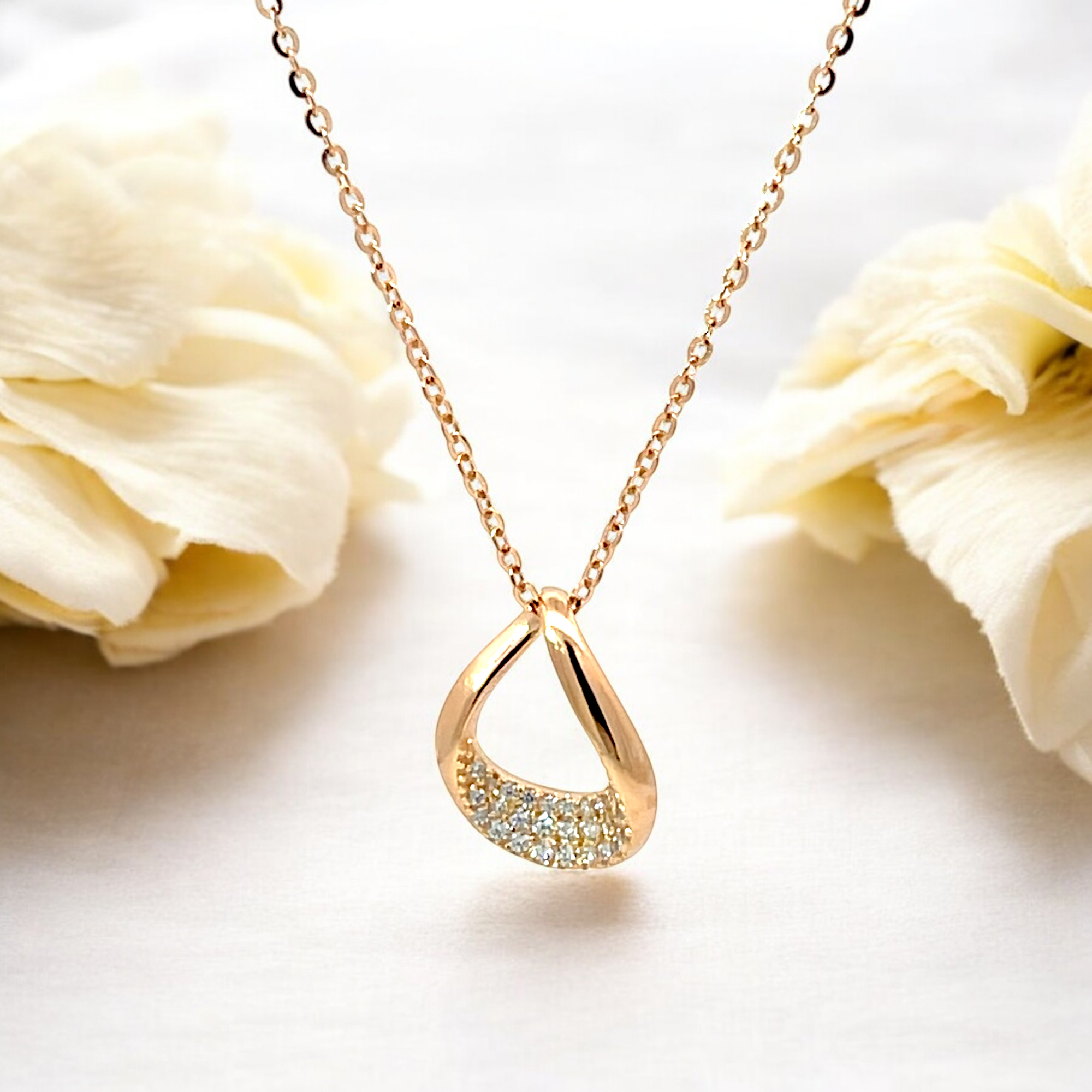 PurpleLuck Rose Gold Twisted Teardrop Pendant